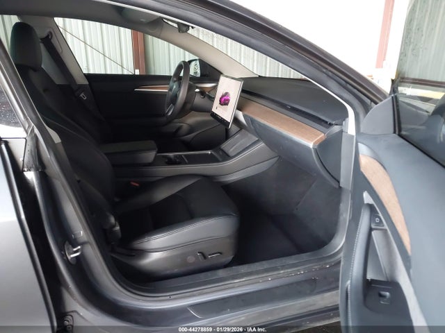 2023 TESLA MODEL 3 5YJ3E1EA4PF646028 Photo 4