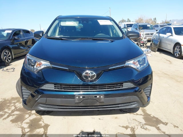 JTMZFREVXHJ144885 Toyota RAV4 LE