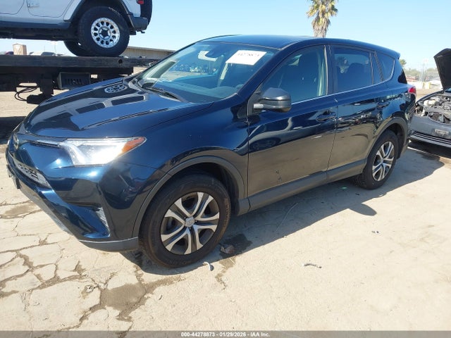JTMZFREVXHJ144885 Toyota RAV4 LE