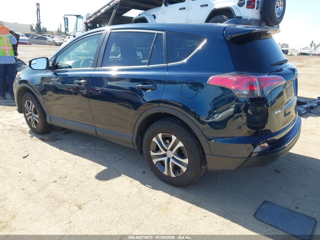 JTMZFREVXHJ144885 Toyota RAV4 LE