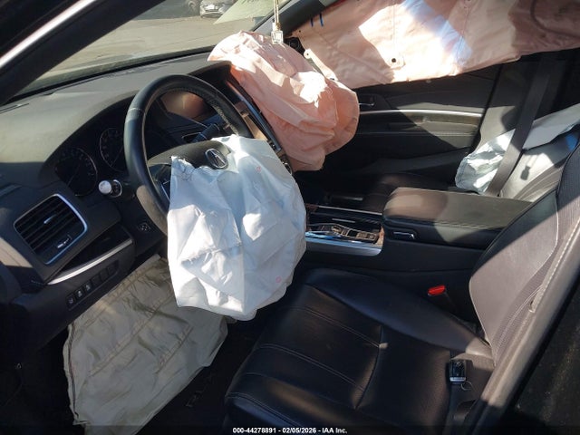 JH4KC1F53JC001165 Acura RLX