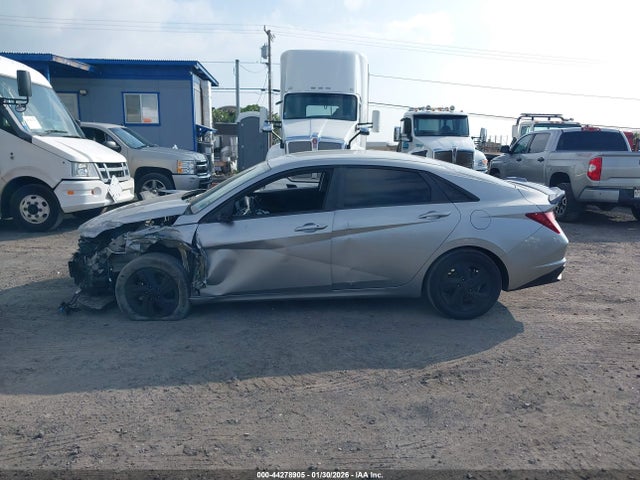 Hyundai ELANTRA SEL 2021 5NPLM4AG3MH051229 Image 15