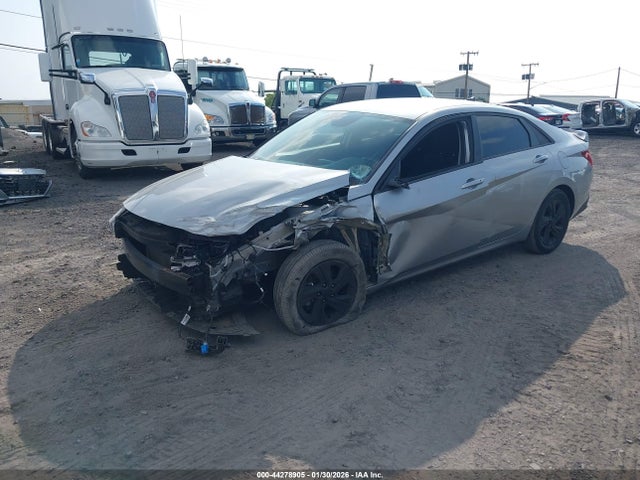 Hyundai ELANTRA SEL 2021 5NPLM4AG3MH051229 Image 2