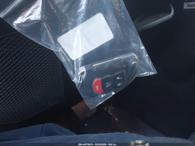 1C4HJXENXJW328957 Jeep WRANGLER UNLIMITED