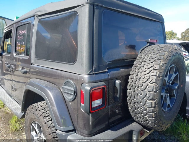 1C4HJXENXJW328957 Jeep WRANGLER UNLIMITED