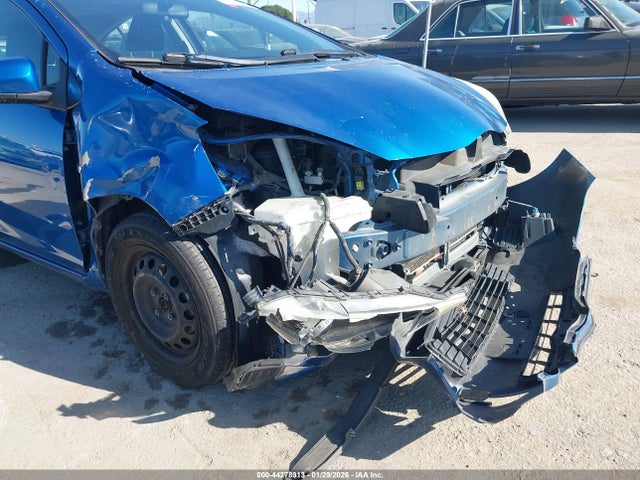 JTDKDTB38E1559254 Toyota Prius C Two