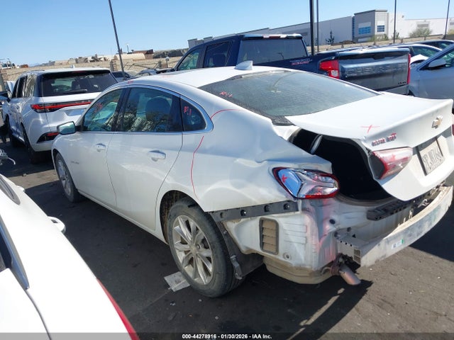 1G1ZD5ST7NF118284 Chevrolet Malibu Fwd Lt
