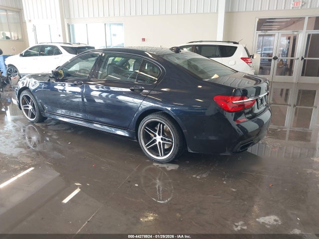 2017 BMW 750I WBA7F2C54HG421770 Photo 2
