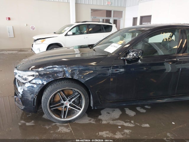 2017 BMW 750I WBA7F2C54HG421770 Photo 5