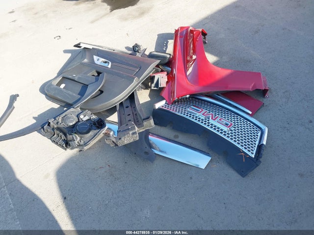 2GKFLUE35F6311083 GMC Terrain Denali