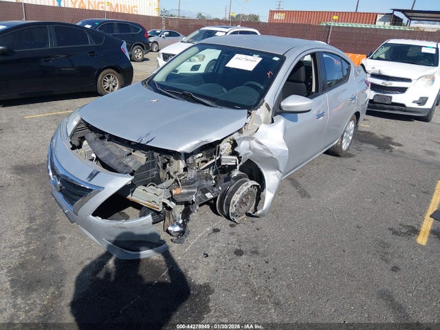 3N1CN7AP8FL904194 Nissan Versa 1.6 Sv