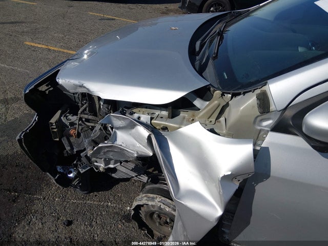 3N1CN7AP8FL904194 Nissan Versa 1.6 Sv