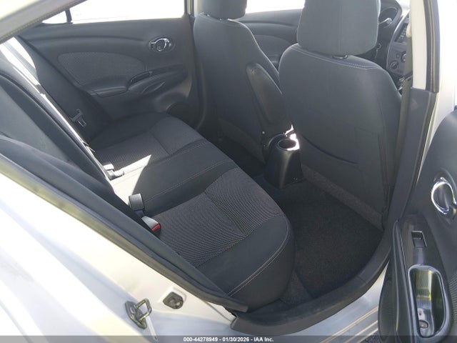 3N1CN7AP8FL904194 Nissan Versa 1.6 Sv