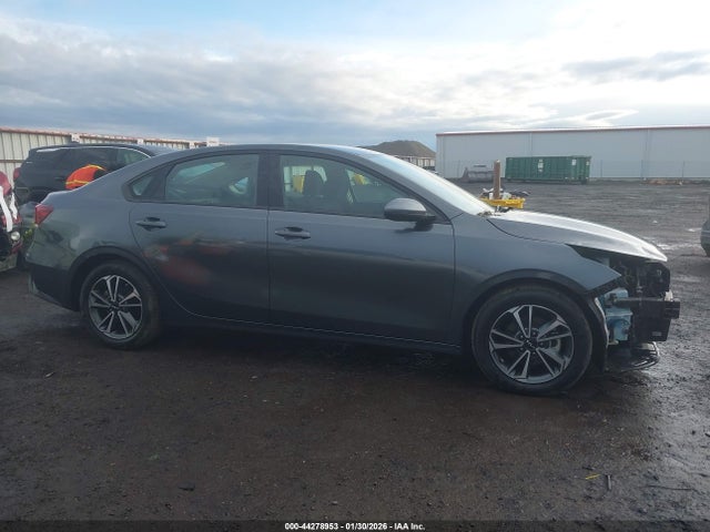 3KPF24AD5RE810130 KIA Forte Lxs