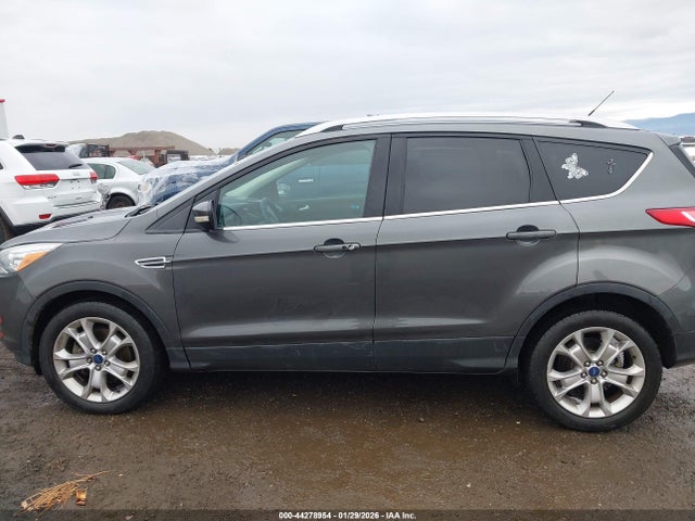 1FMCU9JX5FUC24119 Ford Escape Titanium