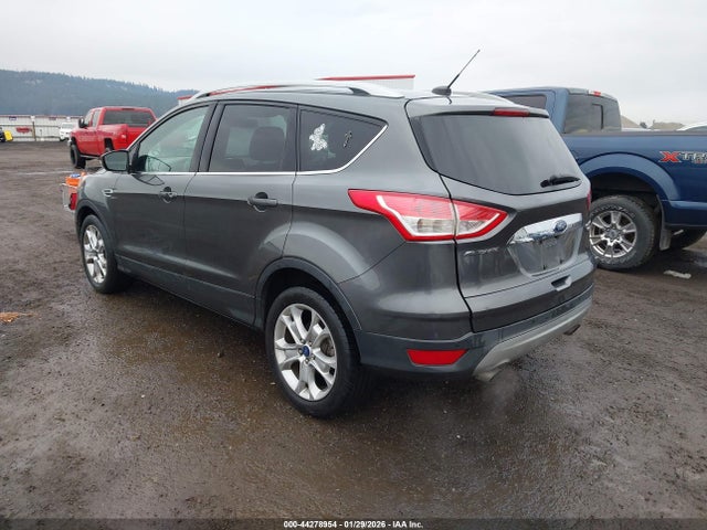 1FMCU9JX5FUC24119 Ford Escape Titanium