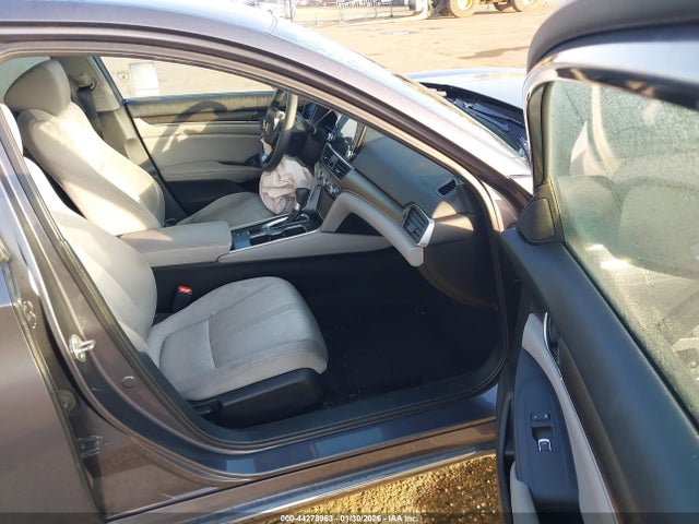 1HGCV1F42JA099108 Honda ACCORD EX