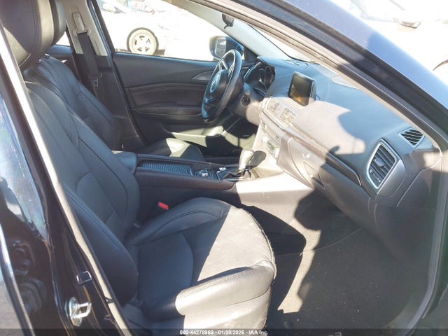 3MZBN1M39HM144706 Mazda Mazda3 Grand Touring