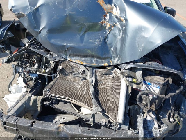 5YFBURHE2GP446801 Toyota COROLLA L