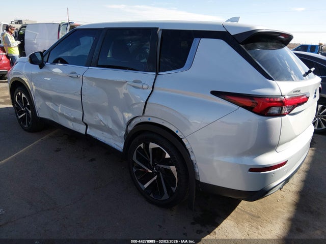 2022 MITSUBISHI OUTLANDER JA4J3TA84NZ027488 Photo 2