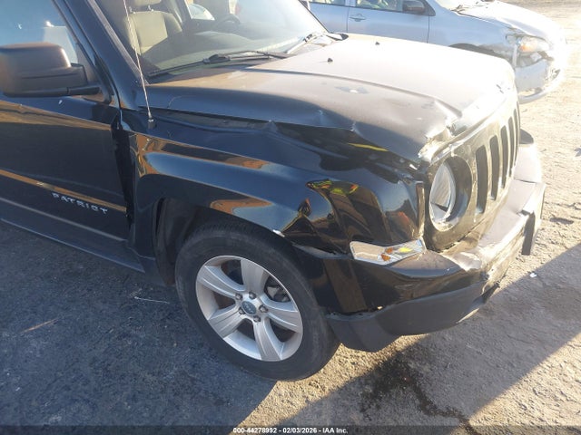 1C4NJRBB6ED845666 Jeep Patriot Sport