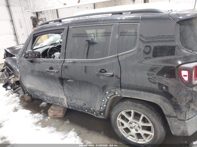 ZACNJDB13NPN86711 Jeep Renegade Latitude 4x4