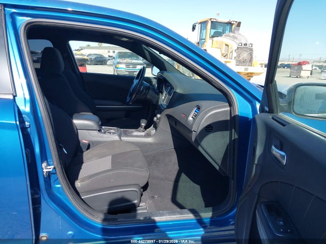 2021 DODGE CHARGER 2C3CDXGJ1MH679016 Photo 4