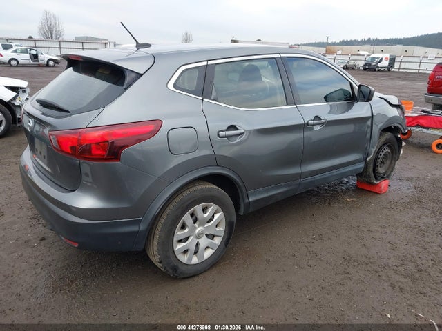 JN1BJ1CP1KW211523 Nissan Rogue Sport S