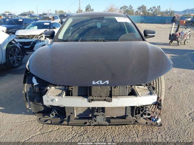 KNDC34LA1N5070942 KIA Ev6 Wind