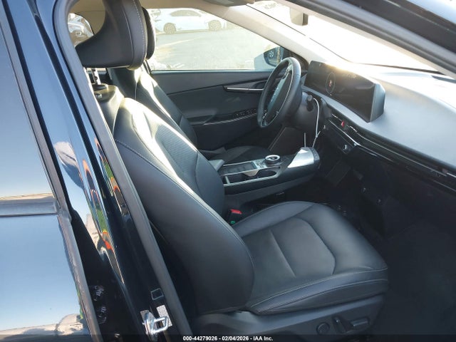 KNDC34LA1N5070942 KIA Ev6 Wind