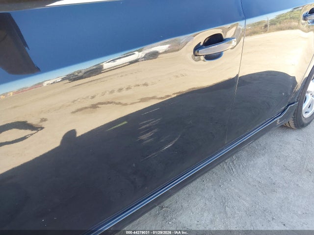 Aukcja sprzedaży 2013 Chevrolet Cruze 1lt Auto, vin: 1G1PC5SB9D7272649, numer aukcji: 44279031