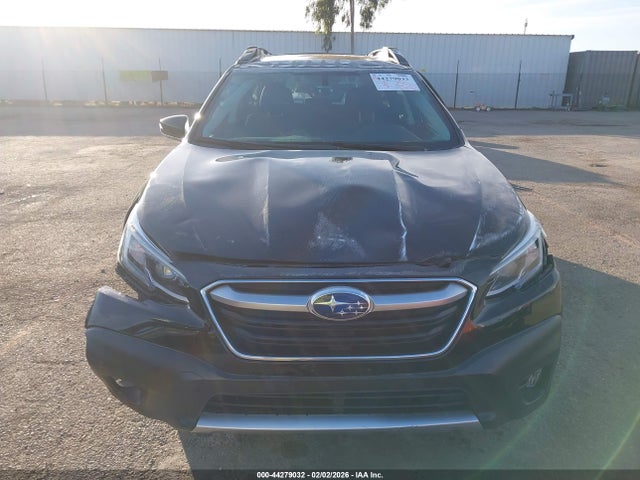 4S4BTANC2L3142017 Subaru Outback Limited