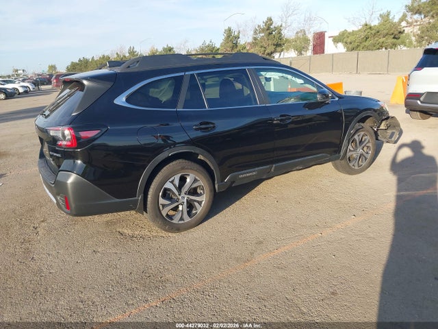 4S4BTANC2L3142017 Subaru Outback Limited