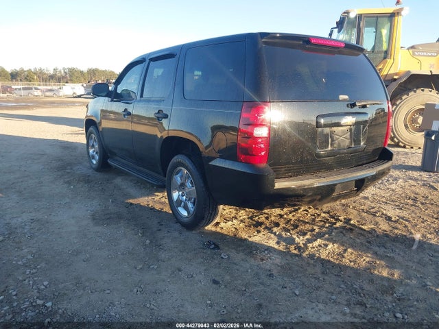 2011 CHEVROLET TAHOE 1GNLC2E00BR323723 Photo 2