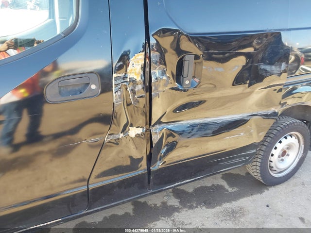 3N6CM0KN6HK706790 Nissan Nv200 S