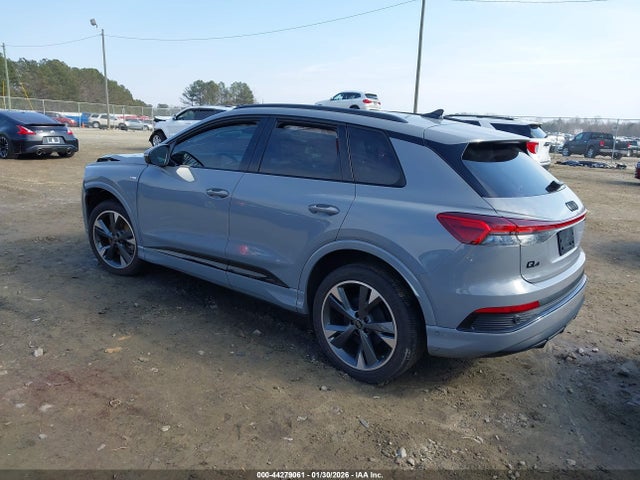 2024 AUDI Q4 E-TRON WA1L2BFZ0RP014973 Photo 2