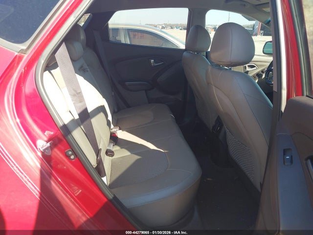 KM8JU3AG4EU864969 Hyundai TUCSON SE