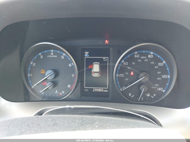 JTMWFREV4JJ176966 Toyota Rav4 Xle