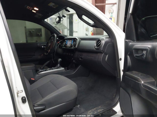 5TFCZ5AN3GX041718 Toyota Tacoma Trd Off Road
