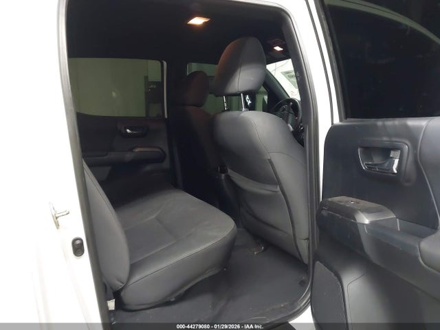 5TFCZ5AN3GX041718 Toyota Tacoma Trd Off Road