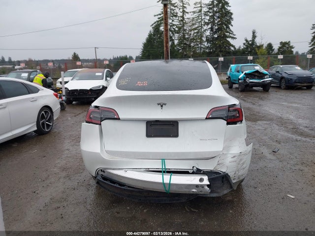 7SAYGAEE4RF131751 Tesla Model Y Long Range Dual Motor All-wheel Drive