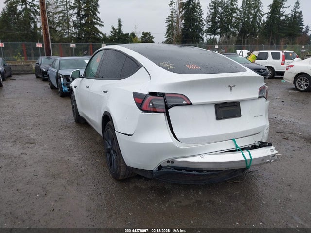 7SAYGAEE4RF131751 Tesla Model Y Long Range Dual Motor All-wheel Drive