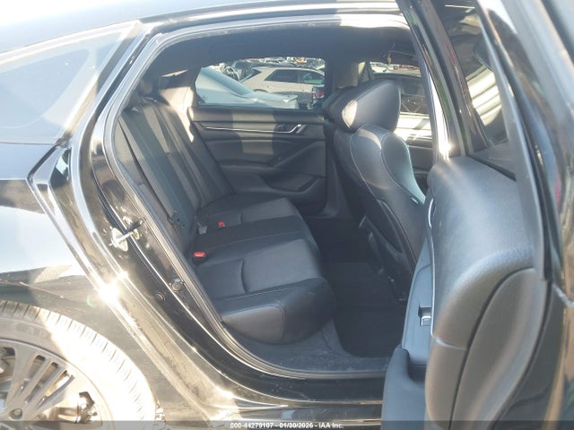 1HGCV1F32KA139695 Honda Accord Sport