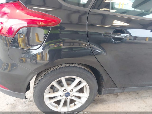 1FADP3K21HL218039 Ford FOCUS SE