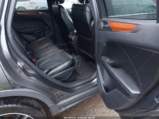 5LMTJ3DH8JUL22092 Lincoln Mkc Reserve