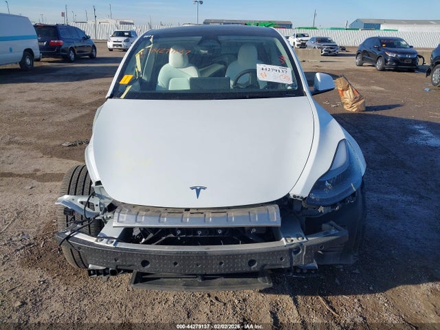Продажа на аукционе авто 2024 Tesla Model Y Rwd, vin: 7SAYGDED1RA333873, номер лота: 44279137