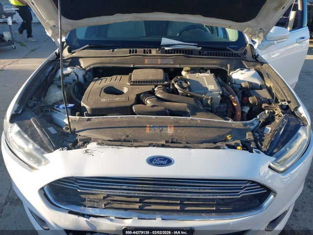3FA6P0RU8GR235354 Ford Fusion Hybrid Titanium