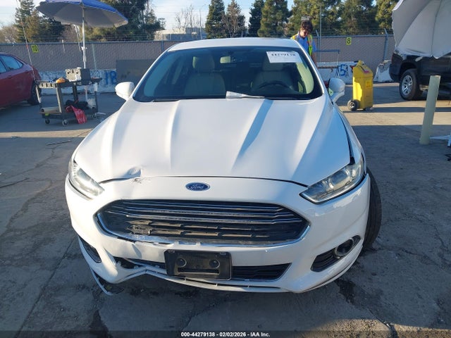 3FA6P0RU8GR235354 Ford Fusion Hybrid Titanium