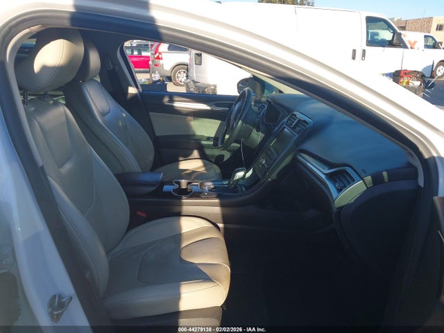 3FA6P0RU8GR235354 Ford Fusion Hybrid Titanium