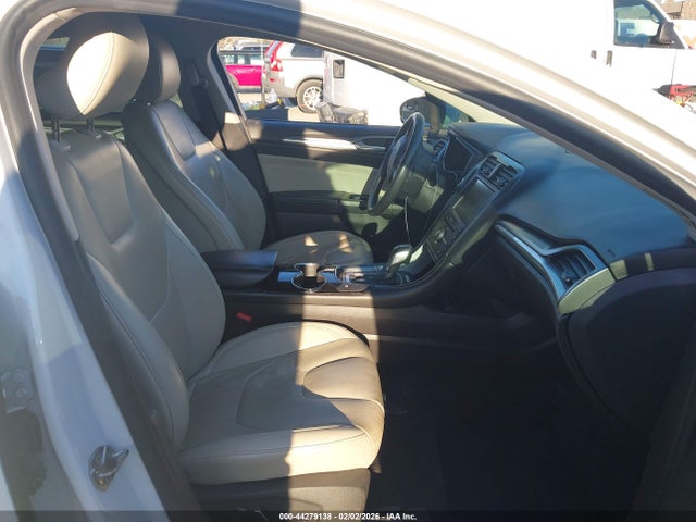 3FA6P0RU8GR235354 Ford Fusion Hybrid Titanium